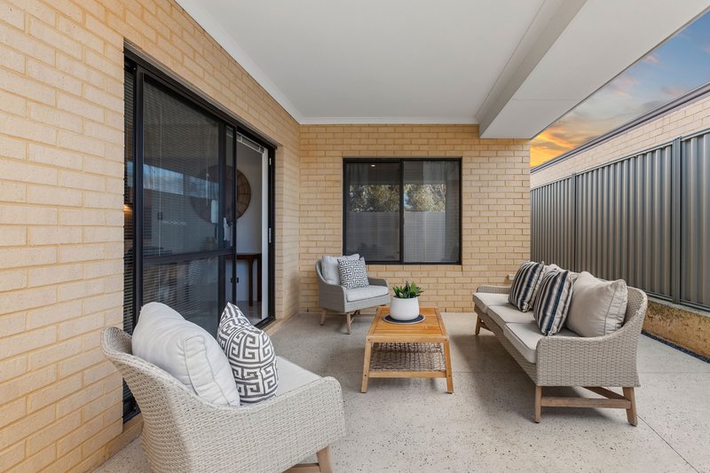 Photo - 11 Santapola Approach, Alkimos WA 6038 - Image 33