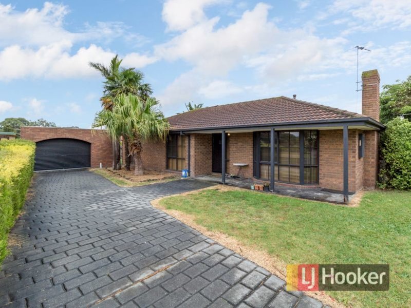 11 Sarah Place, Hampton Park VIC 3976