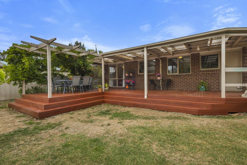 Photo - 11 Savages Lane, Woodend VIC 3442 - Image 2