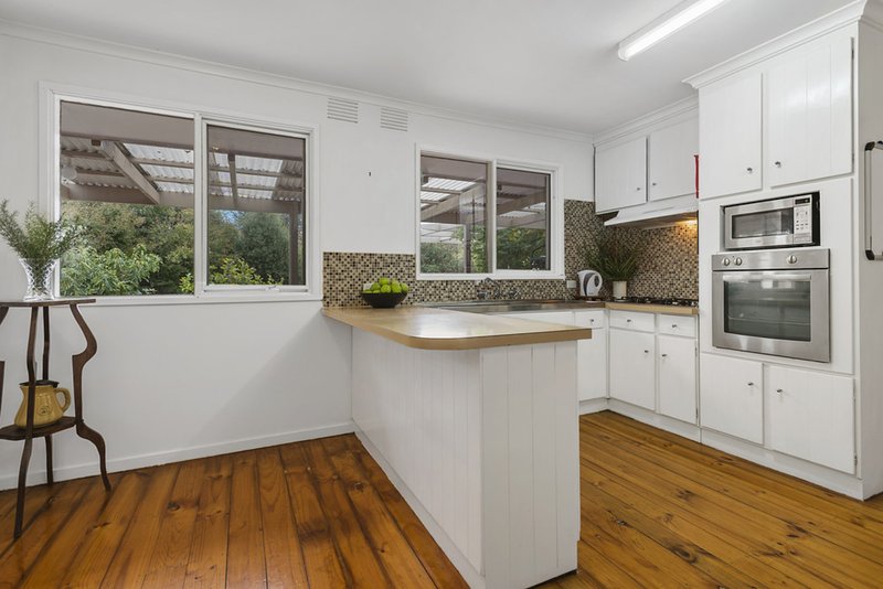 Photo - 11 Savages Lane, Woodend VIC 3442 - Image 7