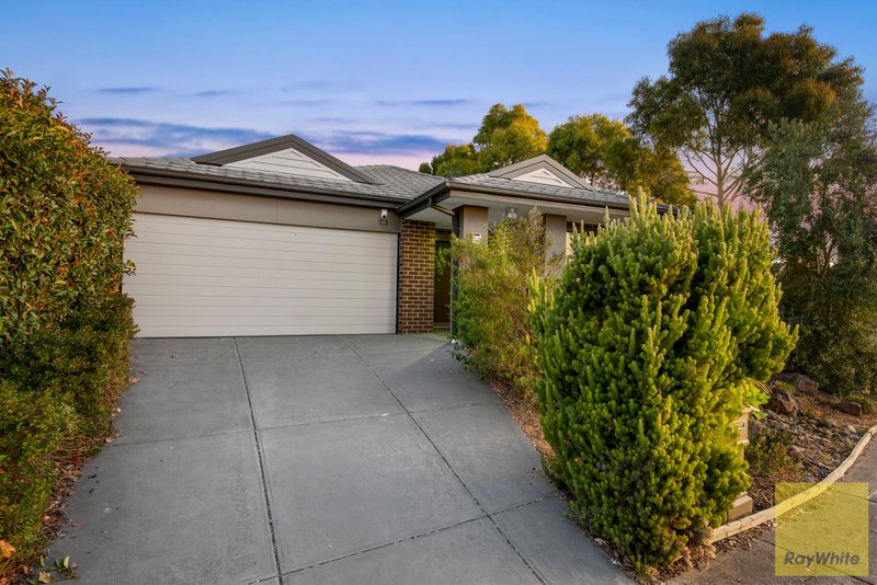 11 Savanna Parade, Truganina VIC 3029