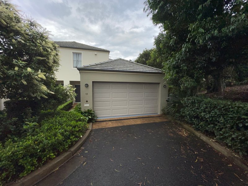 11 Scaranish Way, Macquarie Links NSW 2565