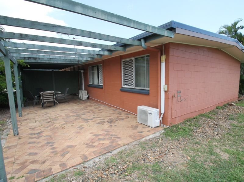 Photo - 1/1 Schafer Street, Clinton QLD 4680 - Image 1