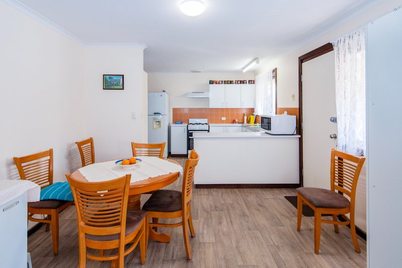 Photo - 11 Scott Road, Dongara WA 6525 - Image 3