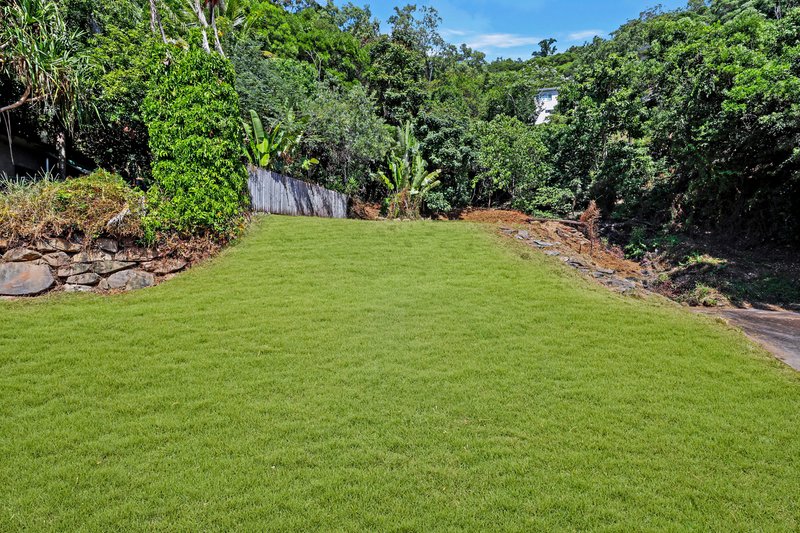 Photo - 11 Seascape Close, Palm Cove QLD 4879 - Image 10