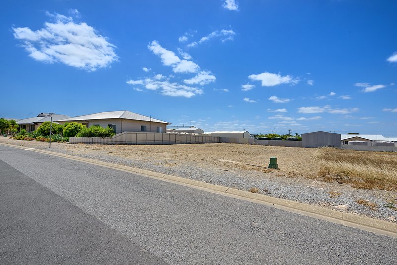 Photo - 11 Seascape Road, Point Turton SA 5575 - Image 3