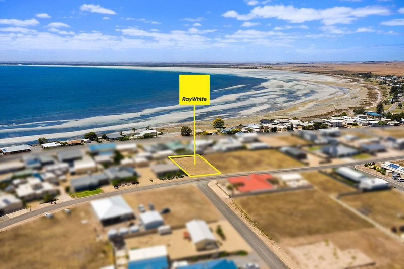 Photo - 11 Seascape Road, Point Turton SA 5575 - Image 4