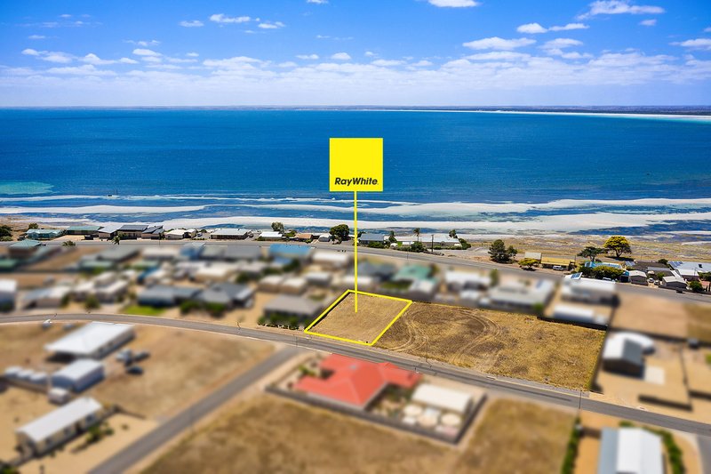 Photo - 11 Seascape Road, Point Turton SA 5575 - Image 5