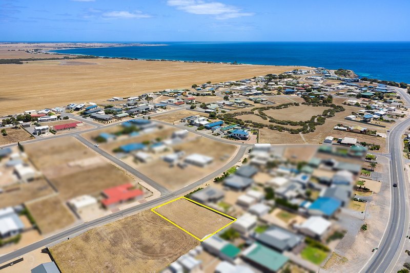 Photo - 11 Seascape Road, Point Turton SA 5575 - Image 8