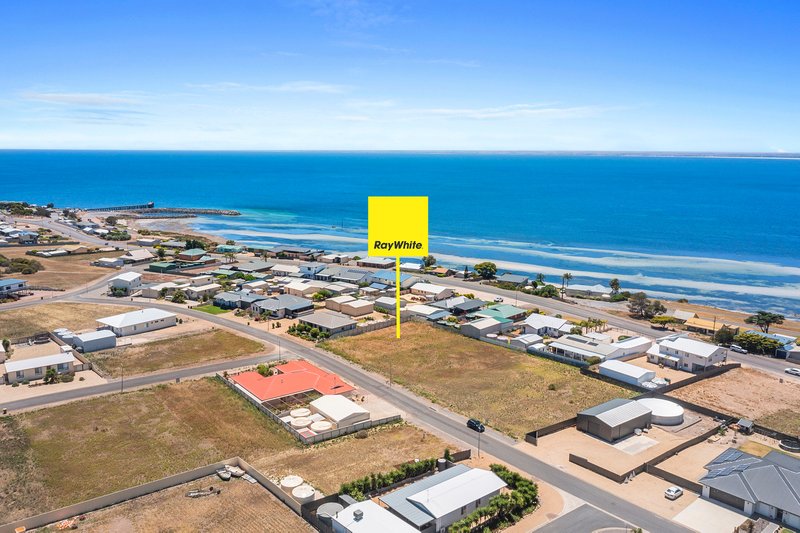 Photo - 11 Seascape Road, Point Turton SA 5575 - Image 2