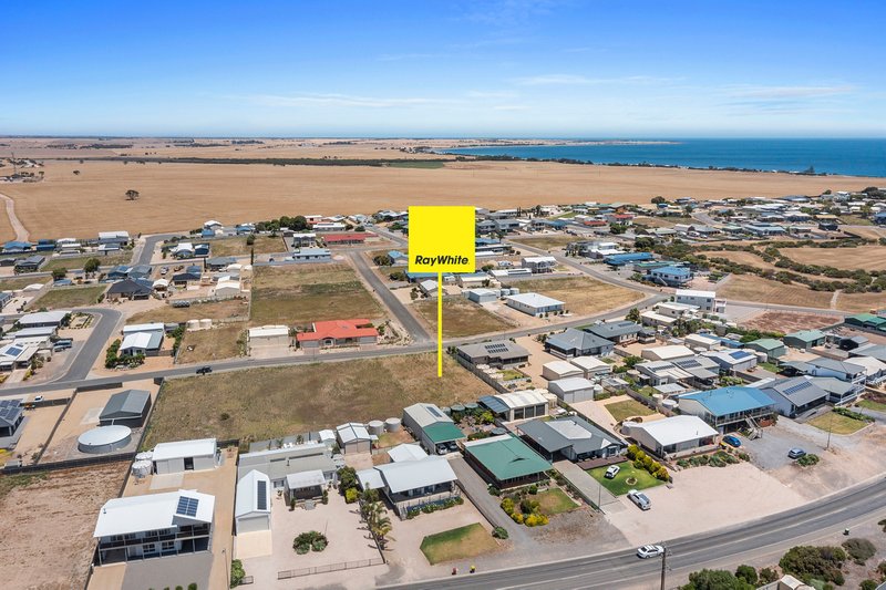 Photo - 11 Seascape Road, Point Turton SA 5575 - Image 12