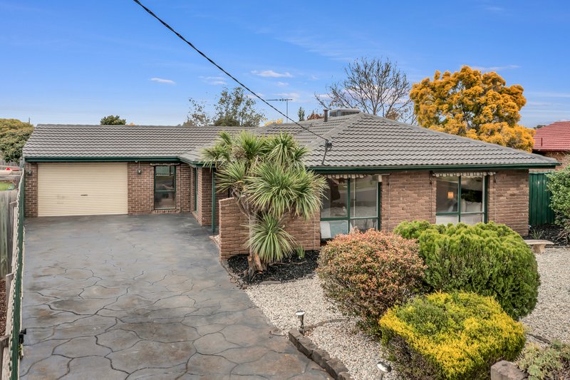 11 Sedgefield Place, Craigieburn VIC 3064