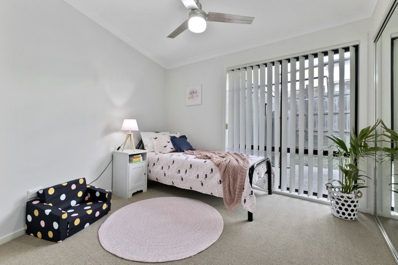 Photo - 11 Serene Place, Birkdale QLD 4159 - Image 10