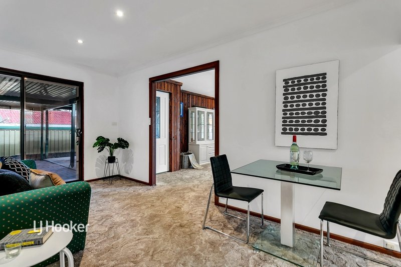 Photo - 11 Serica Street, Hallett Cove SA 5158 - Image 5