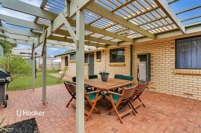 Photo - 11 Serica Street, Hallett Cove SA 5158 - Image 18