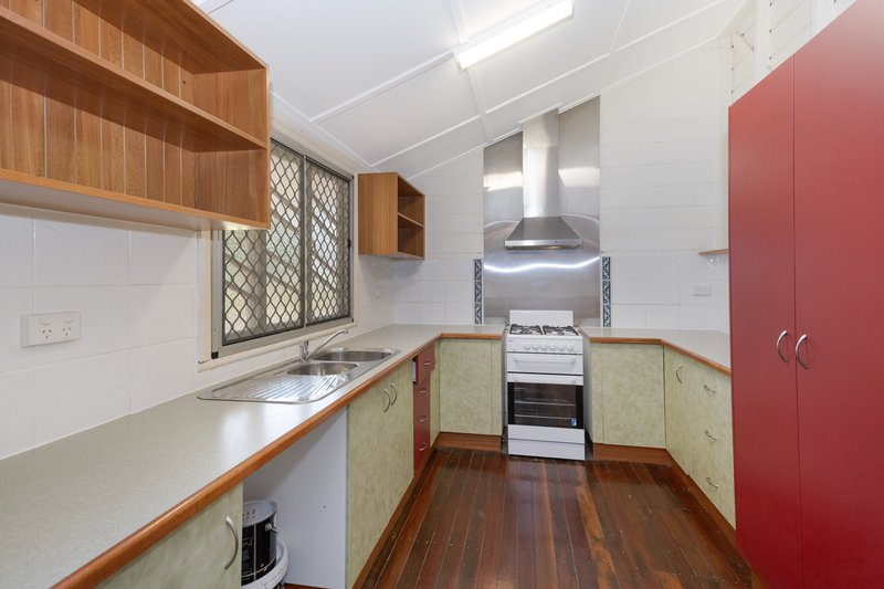 Photo - 11 Seventh Street, Railway Estate QLD 4810 - Image 5