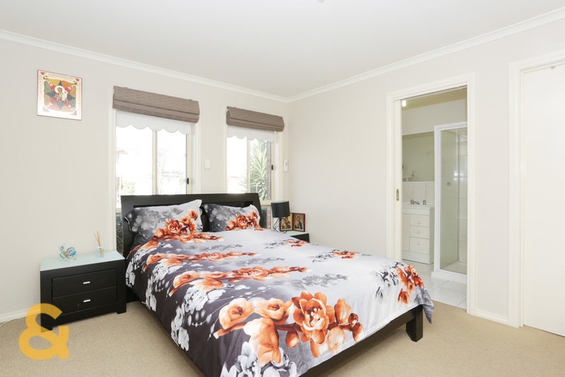 Photo - 11 Severn Court, Roxburgh Park VIC 3064 - Image 7