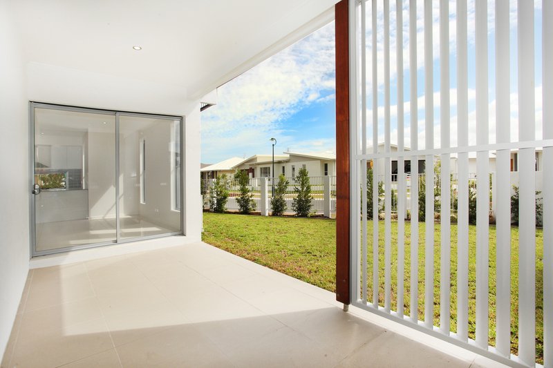 Photo - 1/1 Severn Place, Pelican Waters QLD 4551 - Image 6
