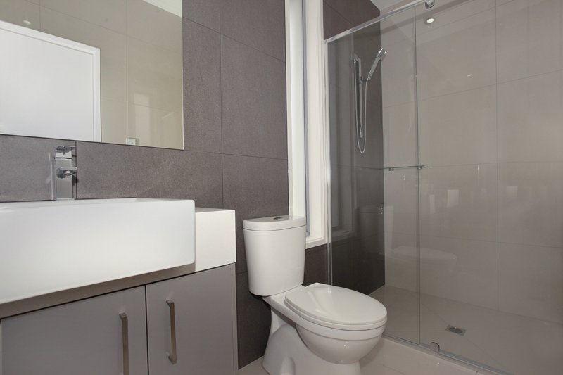 Photo - 1/1 Severn Place, Pelican Waters QLD 4551 - Image 8