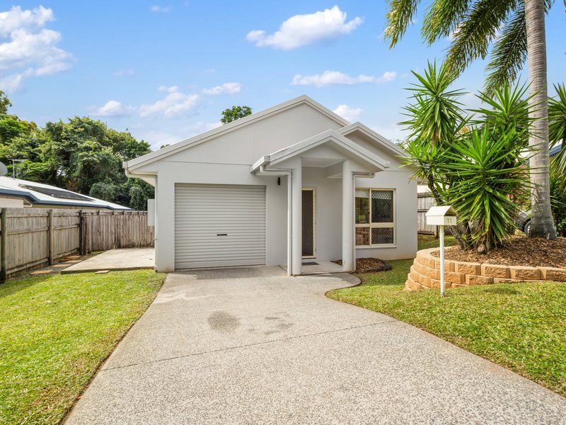 Photo - 11 Shamrock Avenue, Brinsmead QLD 4870 - Image 2