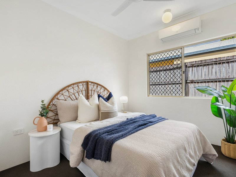 Photo - 11 Shamrock Avenue, Brinsmead QLD 4870 - Image 6