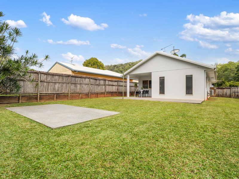Photo - 11 Shamrock Avenue, Brinsmead QLD 4870 - Image 9