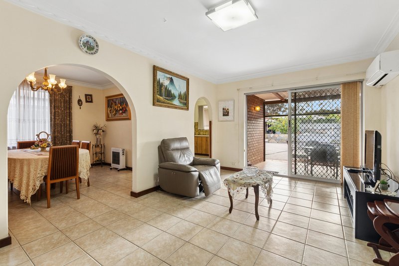 Photo - 11 Sheldrake Street, Stirling WA 6021 - Image 8