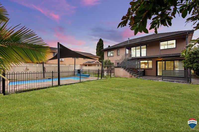 Photo - 11 Sheppard Road, Emu Plains NSW 2750 - Image 1