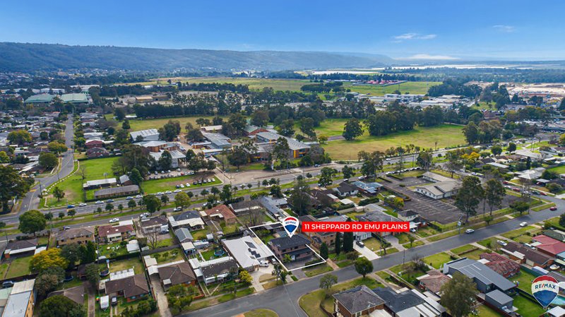 Photo - 11 Sheppard Road, Emu Plains NSW 2750 - Image 2