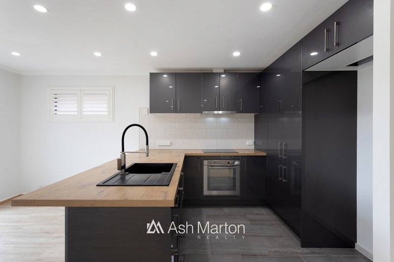 Photo - 11 Sherbourne Drive, Carrum Downs VIC 3201 - Image 3