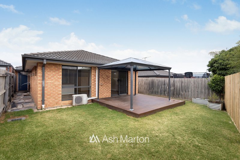 Photo - 11 Sherbourne Drive, Carrum Downs VIC 3201 - Image 6