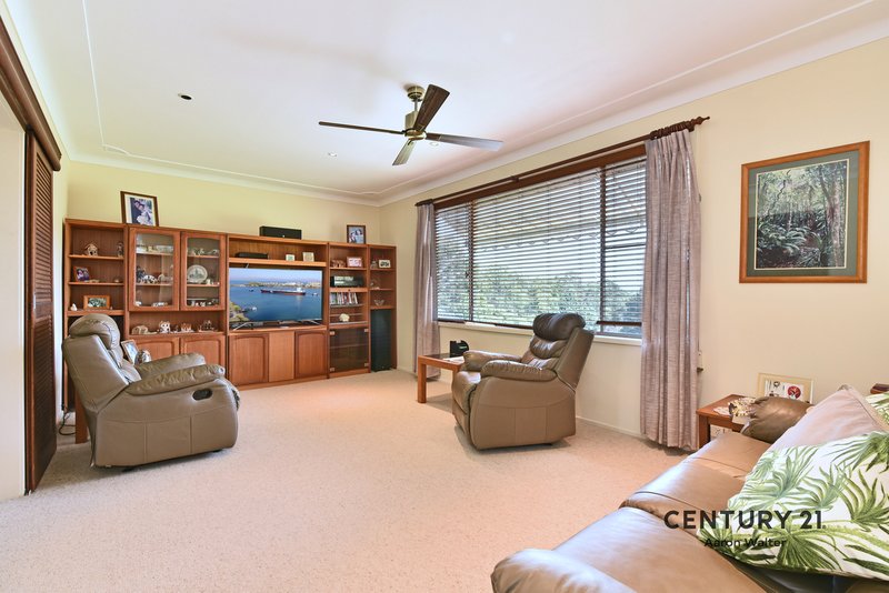 Photo - 11 Sherburn Place, Charlestown NSW 2290 - Image 4