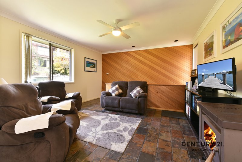 Photo - 11 Sherburn Place, Charlestown NSW 2290 - Image 8