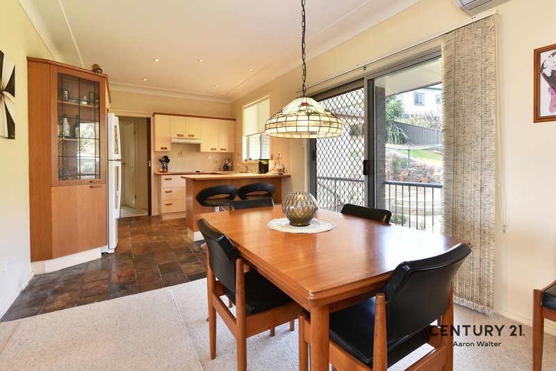 Photo - 11 Sherburn Place, Charlestown NSW 2290 - Image 4