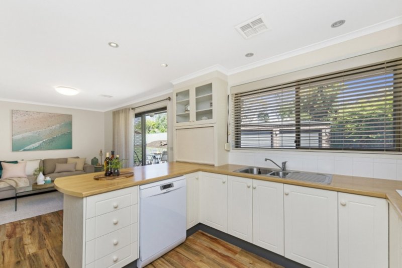 Photo - 11 Sherlock Street, Kaleen ACT 2617 - Image 4