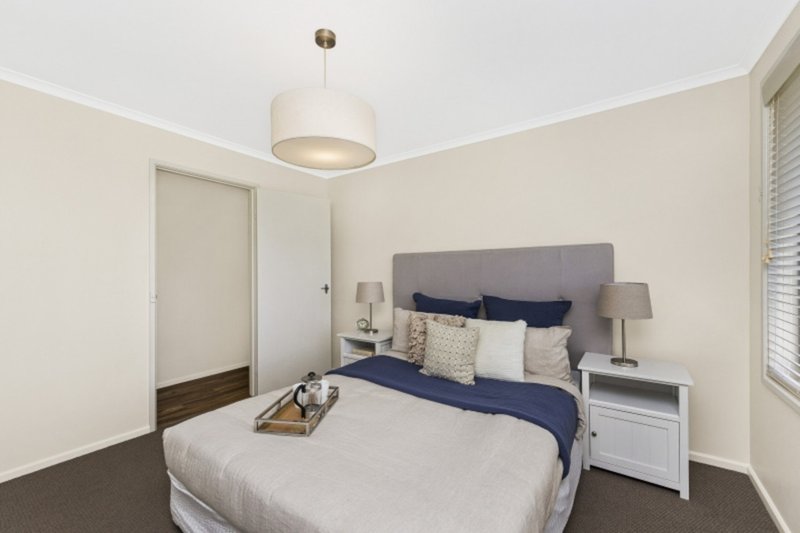 Photo - 11 Sherlock Street, Kaleen ACT 2617 - Image 7