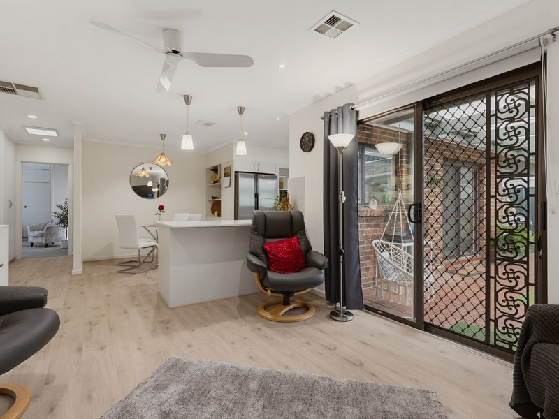 Photo - 11 Shiraz Court, Aberfoyle Park SA 5159 - Image 11