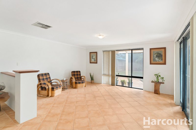 Photo - 11 Signet Court, Wannanup WA 6210 - Image 6