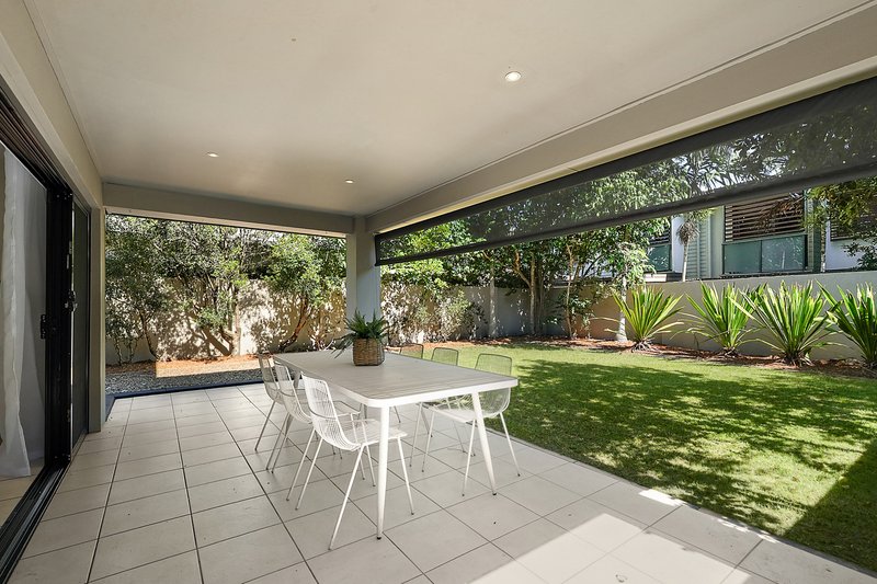 Photo - 1/1 Silvermaple Street, Robina QLD 4226 - Image 13