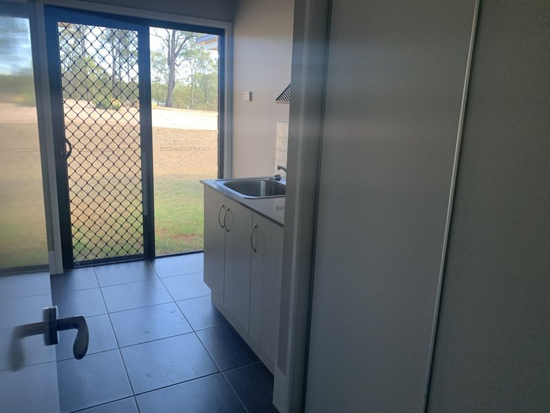 Photo - 11 Silverton Place, Kensington Grove QLD 4341 - Image 18