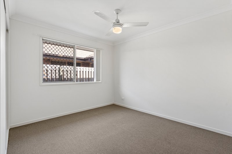 Photo - 11 Skardon Crescent, Brassall QLD 4305 - Image 14