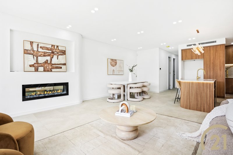 Photo - 11 Slender Avenue, Smithfield NSW 2164 - Image 8