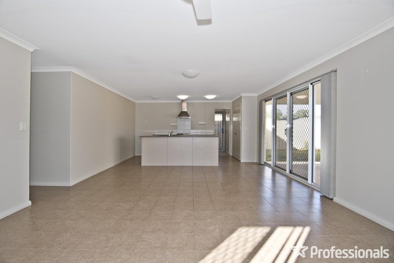 Photo - 11 Smirk Road, Baldivis WA 6171 - Image 3