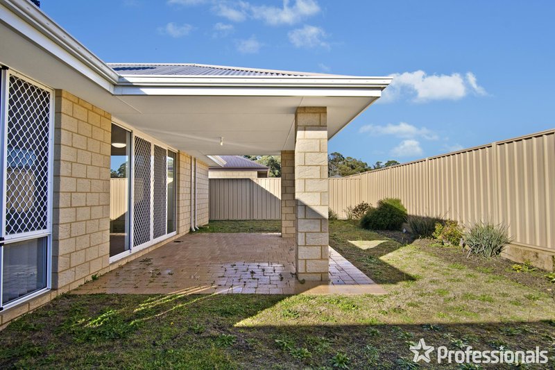 Photo - 11 Smirk Road, Baldivis WA 6171 - Image 13