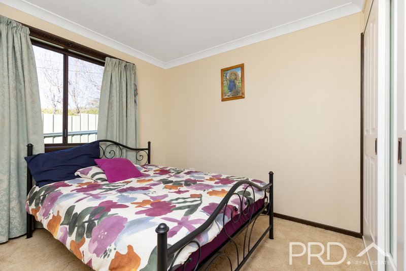 Photo - 11 Snubba Crescent, Tumut NSW 2720 - Image 11