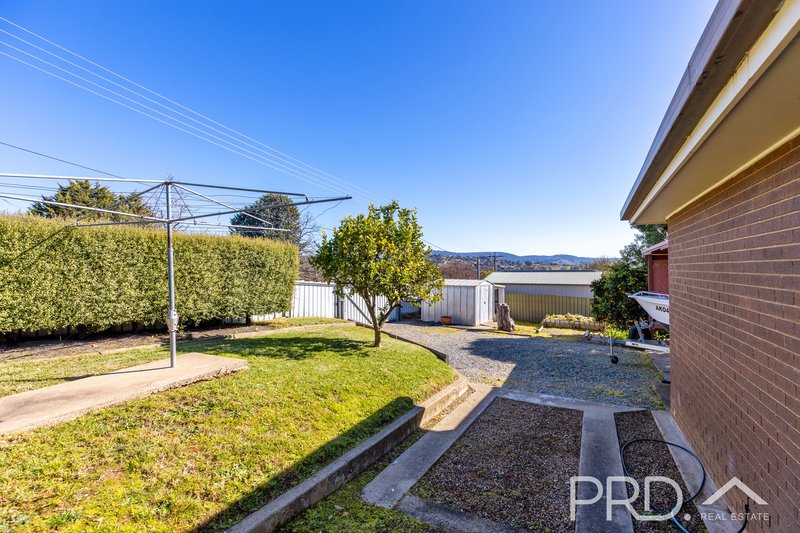 Photo - 11 Snubba Crescent, Tumut NSW 2720 - Image 21