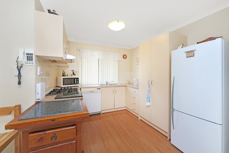 Photo - 11 Sohrabi Place, Lake Munmorah NSW 2259 - Image 4