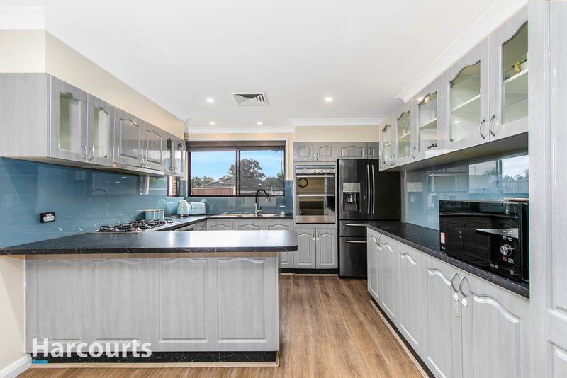 Photo - 11 Solander Drive, St Clair NSW 2759 - Image 2