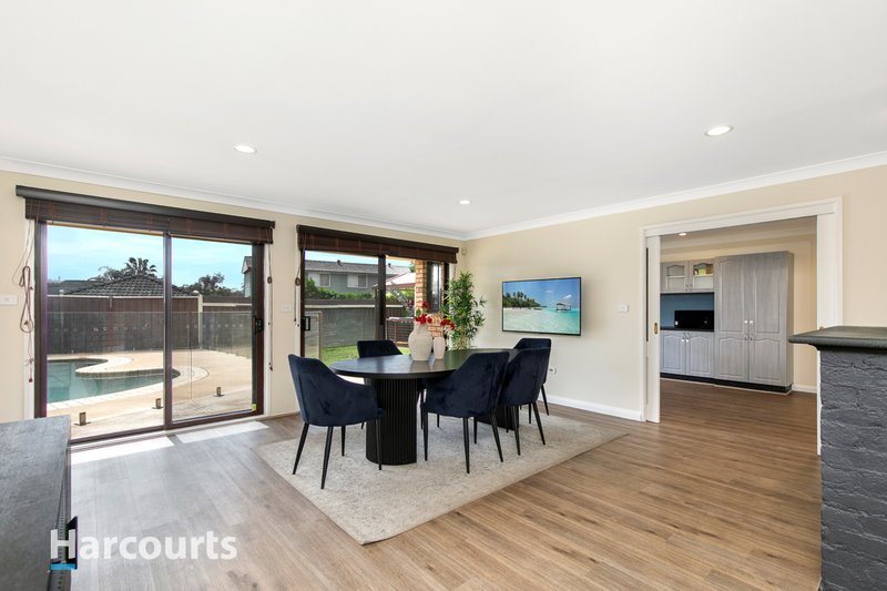 Photo - 11 Solander Drive, St Clair NSW 2759 - Image 3