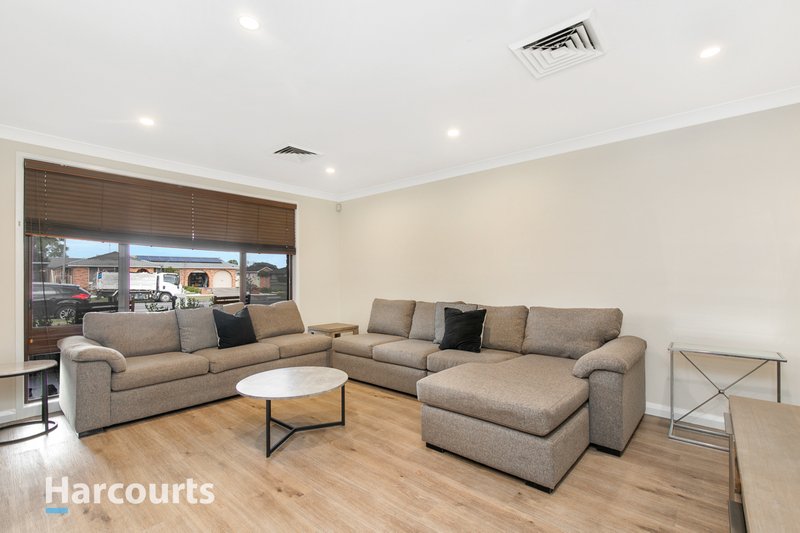 Photo - 11 Solander Drive, St Clair NSW 2759 - Image 4